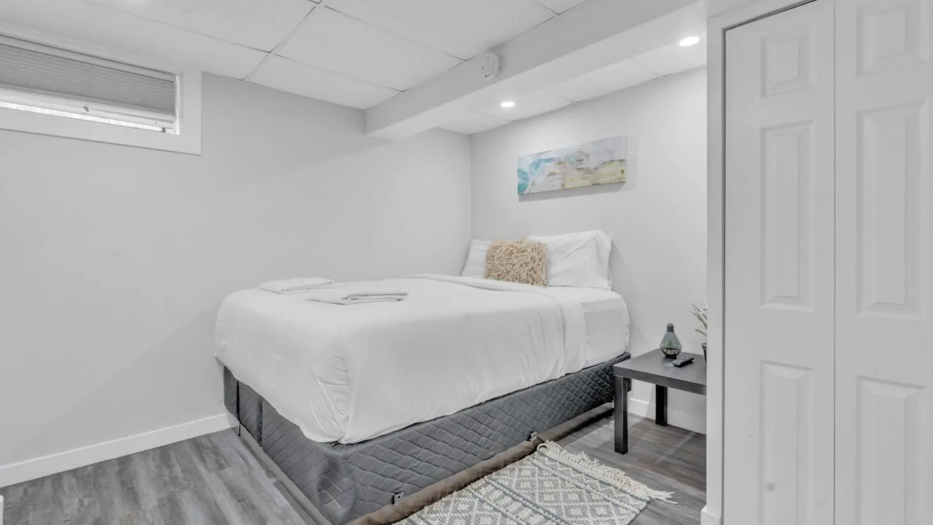 Luxury Basement Suite In Top Prime Location Winnipeg Kanada